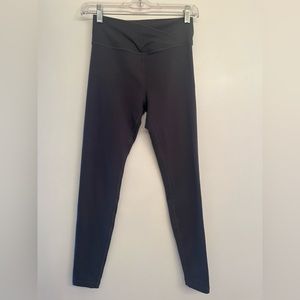 Ethos leggings short in gray size S